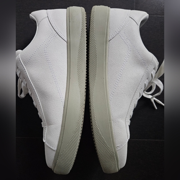 Vessi White and Gray Women's Sneakers - Picture 6 of 8